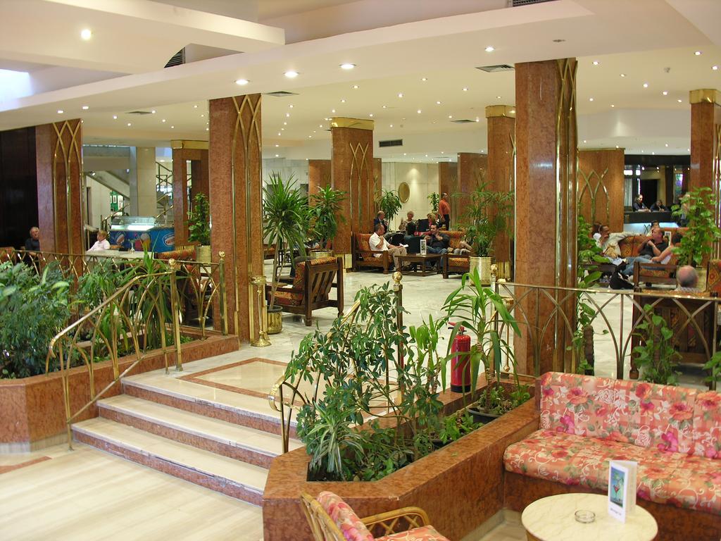 Luxor Trips – Pyramisa Isis Hotel & Suites