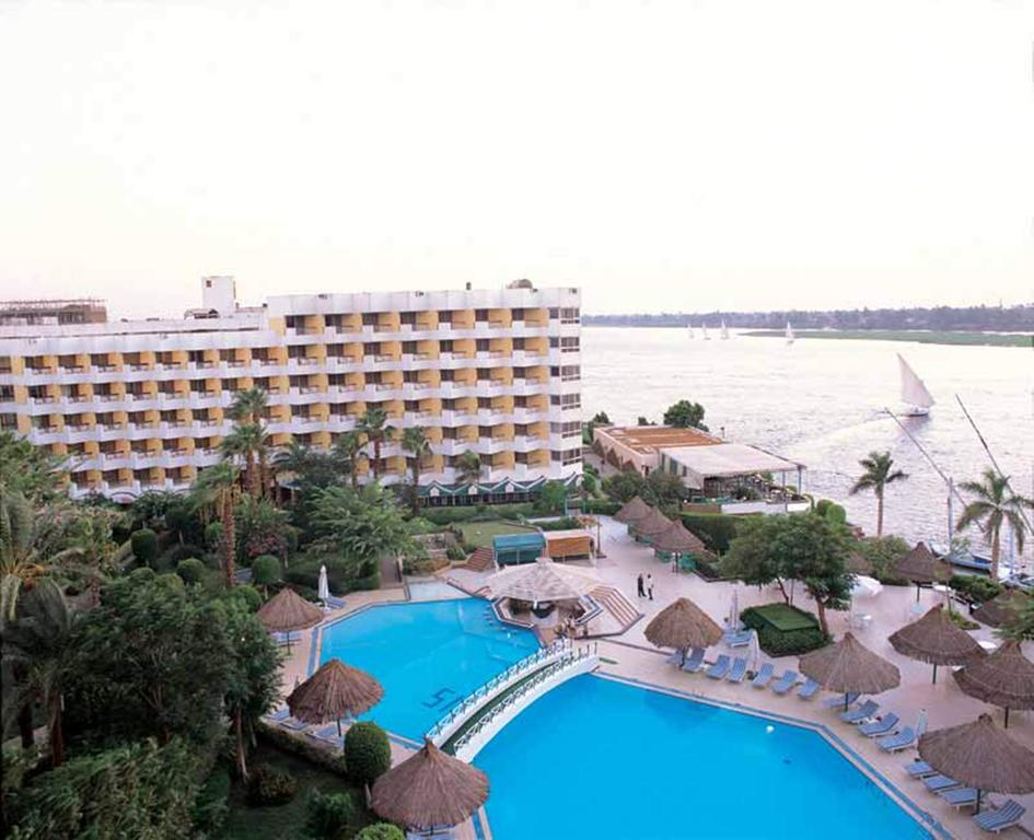 Luxor Trips – Pyramisa Isis Hotel & Suites