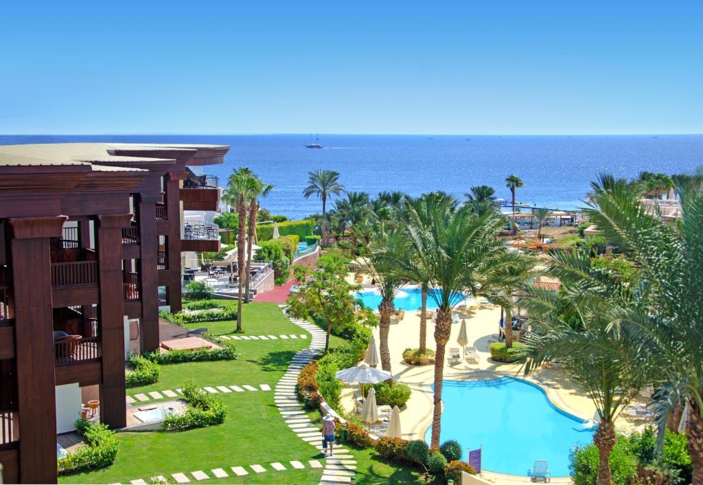 Sharm El Sheikh trips – Royal Savoy Hotel